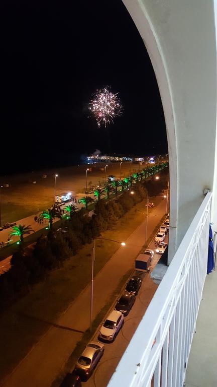 Apartment Magnolia Seaside Batumi Exteriér fotografie